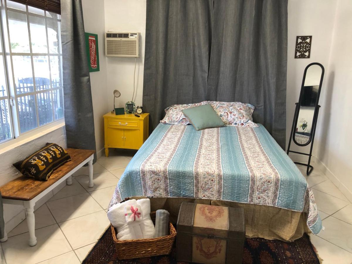 Private Room In The Heart Of Calle Ocho Miami Exterior foto